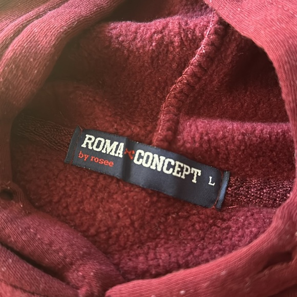 dark red maroon burgundy cropped hoodie with tracksuit design - Picture 2 of 3